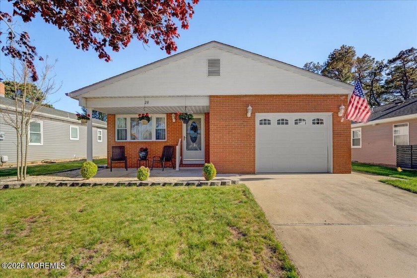 Welcome to the sought-after Holiday City West 55+ community in - Beach Home for sale in Toms River, New Jersey on Beachhouse.com