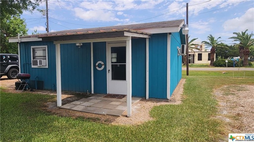 Great opportunity for a vacation spot and RV sight rentals! - Beach Home for sale in Port Lavaca, Texas on Beachhouse.com