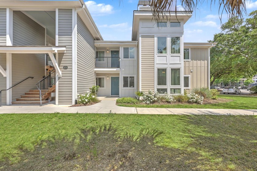 Welcome to easy, low-maintenance living in the desirable East - Beach Condo for sale in Mount Pleasant, South Carolina on Beachhouse.com