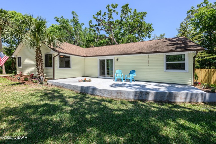 Welcome home to 1635 Magnolia Ave - a beachside gem! Set on an - Beach Home for sale in South Daytona, Florida on Beachhouse.com