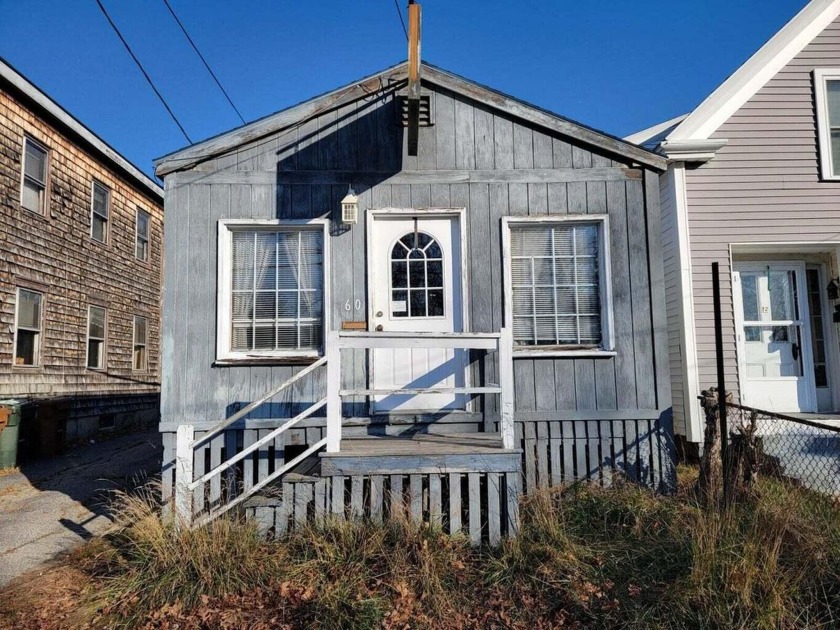 Investors take notice! This is a fabulous and rare find in the - Beach Commercial for sale in Saco, Maine on Beachhouse.com