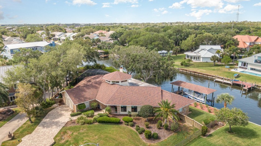 This 4 brm, 2 1/2 bath pool home on a navigational canal allows - Beach Home for sale in Rockledge, Florida on Beachhouse.com