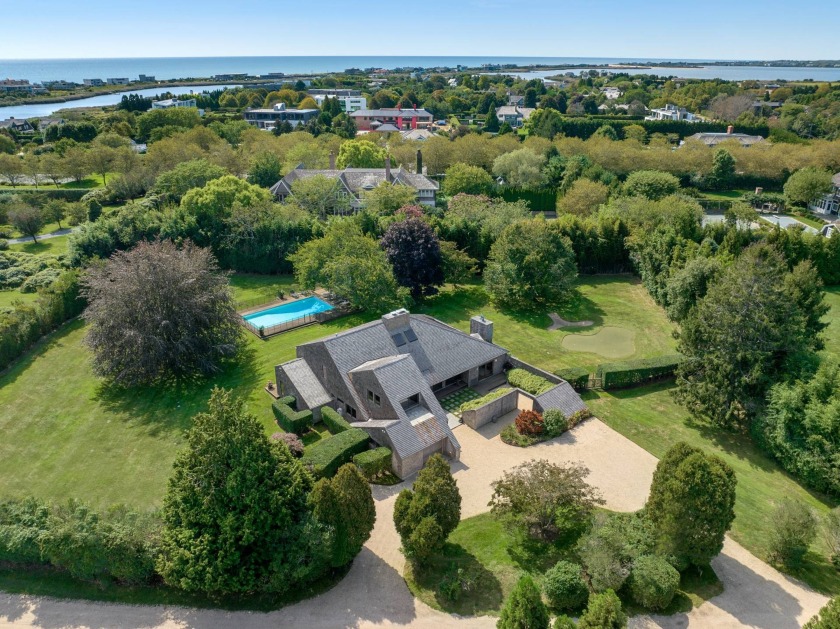 Jobs lane is home to some of the Hamptons most sought after - Beach Home for sale in Bridgehampton, New York on Beachhouse.com