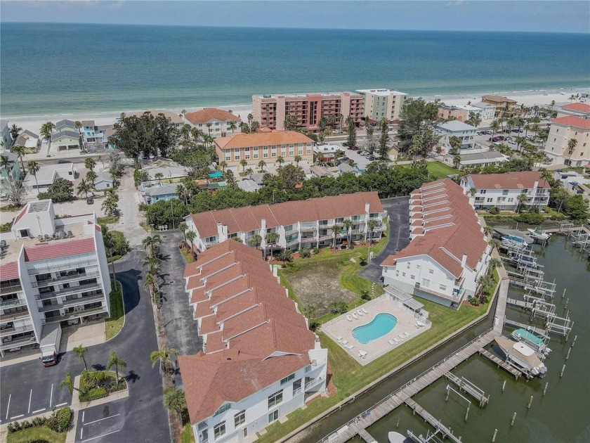 With motivated sellers and thoughtful pricing, this home is now - Beach Townhome/Townhouse for sale in Indian Shores, Florida on Beachhouse.com