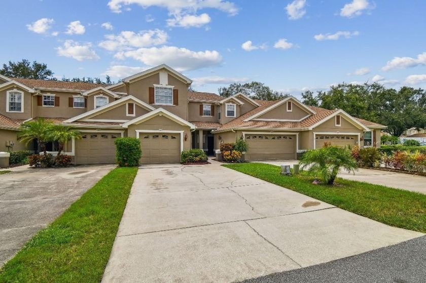 Beautifully UPDATED 3 Bedroom, 2.5 Bath, 1 Car Garage Townhome - Beach Townhome/Townhouse for sale in Tarpon Springs, Florida on Beachhouse.com