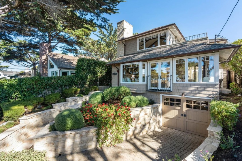Welcome to Dove Nest. This special beach cottage delivers the - Beach Home for sale in Carmel, California on Beachhouse.com