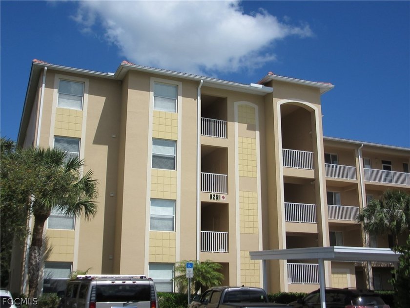 Enjoy breathtaking Florida sunsets from this beautifully - Beach Condo for sale in Fort Myers, Florida on Beachhouse.com