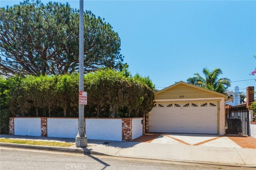 Don't let the address deter you, nestled behind tall hedges this - Beach Home for sale in Redondo Beach, California on Beachhouse.com