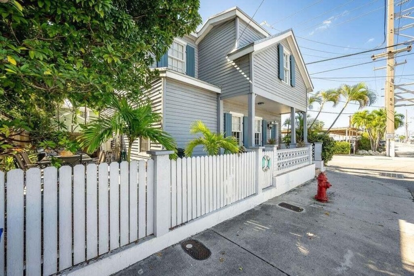 Beautiful 3 bedroom 2.5 bath home being offered Turn-key - Beach Home for sale in Key West, Florida on Beachhouse.com