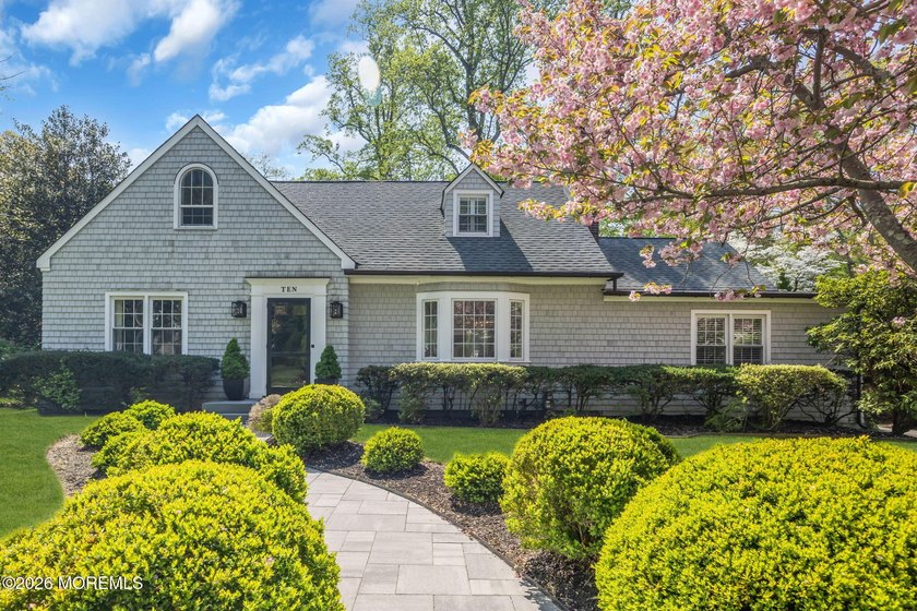 Nestled in the heart of River Oaks, one of Fair Haven, NJ's most - Beach Home for sale in Fair Haven, New Jersey on Beachhouse.com