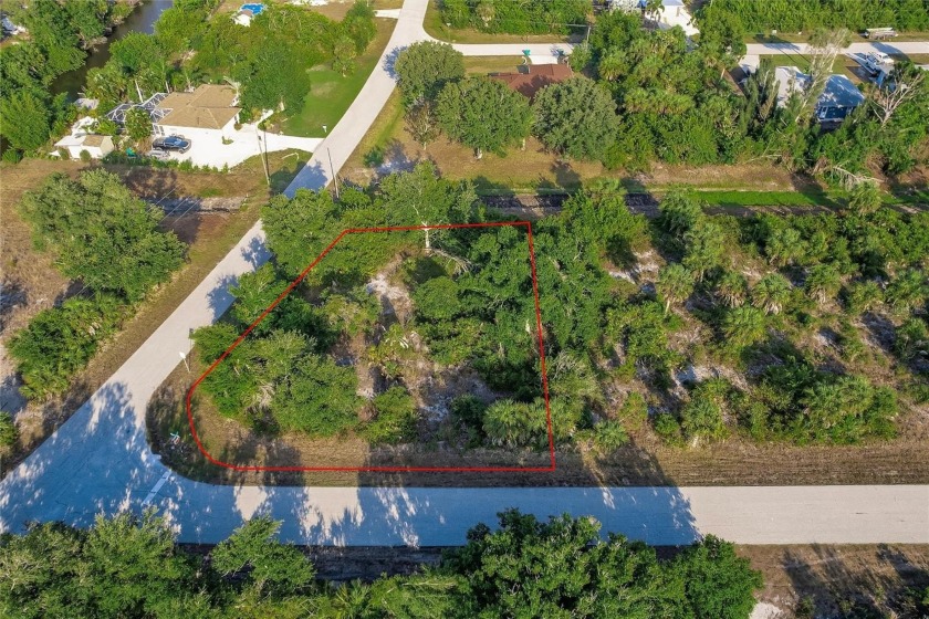 Searching for the ideal location to build your dream home? Your - Beach Lot for sale in Englewood, Florida on Beachhouse.com