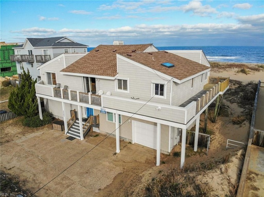 Good Day Sunshine is a wonderfully appointed oceanfront home in - Beach Home for sale in Virginia Beach, Virginia on Beachhouse.com