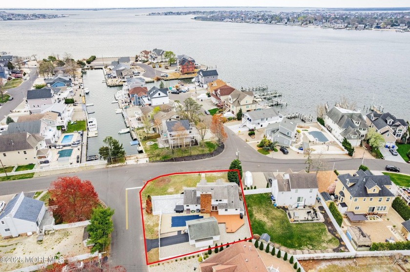Location! Come and see your dream home, centrally located on a - Beach Home for sale in Brick, New Jersey on Beachhouse.com