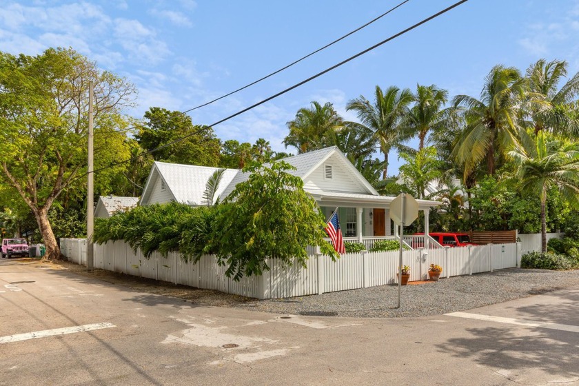 1315 Grinnell is an Insanely Stunning Newly Renovated Residence - Beach Home for sale in Key West, Florida on Beachhouse.com