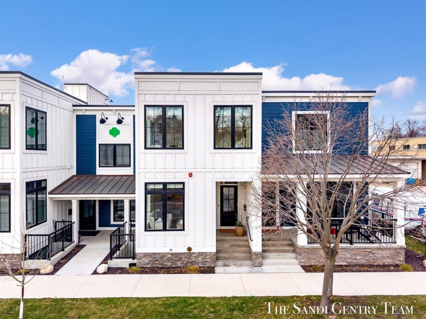 This stunning 2,300sq. ft. Franklin Flats condo offers 4 - Beach Condo for sale in Grand Haven, Michigan on Beachhouse.com