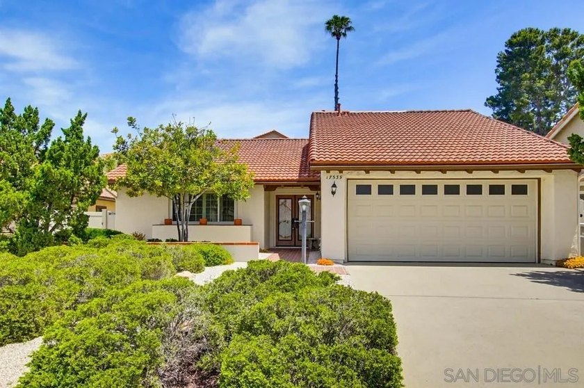 Welcome to 17539 Cumana Terrace, a beautifully refreshed - Beach Home for sale in San Diego, California on Beachhouse.com