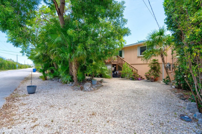 CHARMING HOME IN THE WOODS, STIRRUP KEY WOODS TO BE EXACT. Built - Beach Home for sale in Marathon, Florida on Beachhouse.com