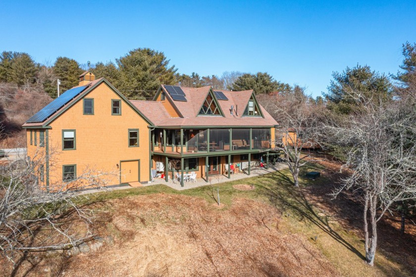 Welcome to a beautiful property inside and out. Enjoy the - Beach Home for sale in Bristol, Maine on Beachhouse.com