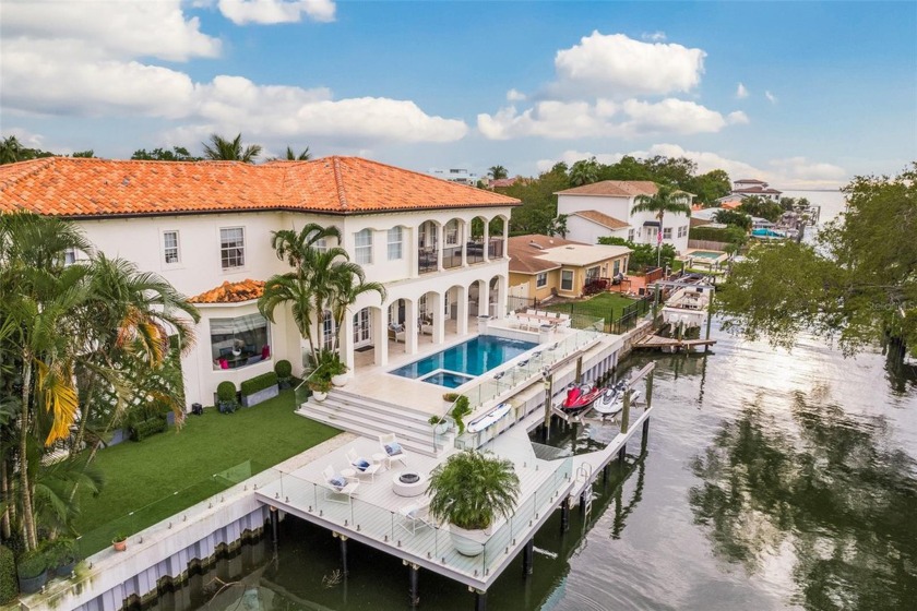 EXCLUSIVE STONEY POINT, SOUTH TAMPA WATERFRONT: Rare Opportunity - Beach Home for sale in Tampa, Florida on Beachhouse.com