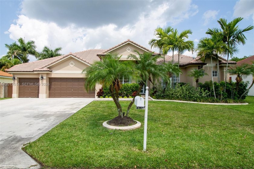 Welcome to this beautifully remodeled 5-bedroom, 3-bathroom - Beach Home for sale in Homestead, Florida on Beachhouse.com