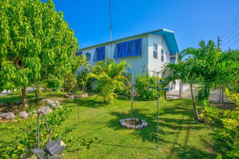 THIS UPDATED CBS POOL HOME on a 50' wide canal offers great boat - Beach Home for sale in Big Pine Key, Florida on Beachhouse.com