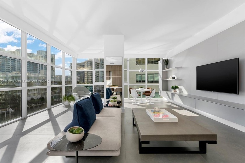 Experience the pinnacle of Miami Beach island living at Aqua at - Beach Condo for sale in Miami Beach, Florida on Beachhouse.com