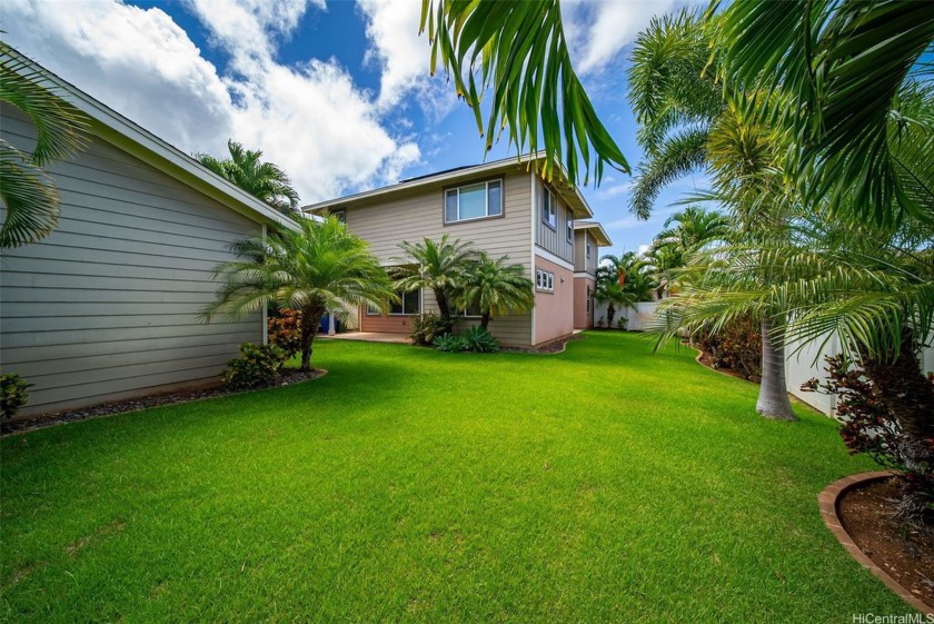 Come see this beautiful Kamakana at Hoakalei home, featuring 30 - Beach Home for sale in Ewa Beach, Hawaii on Beachhouse.com