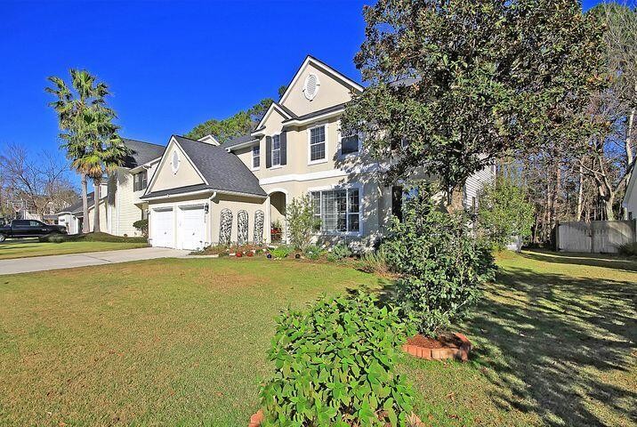 Beautiful Charleston National home backing up to the woods, with - Beach Home for sale in Mount Pleasant, South Carolina on Beachhouse.com