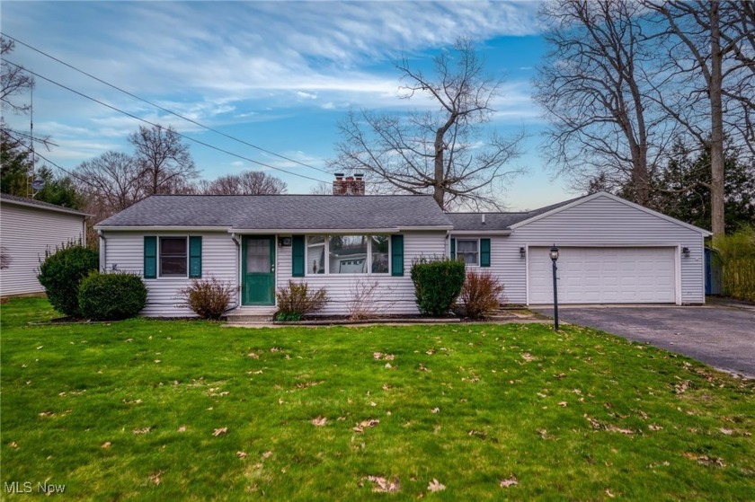 Charming ranch, this 2-bedroom, 1.5-bath home offers a large eat - Beach Home for sale in Vermilion, Ohio on Beachhouse.com