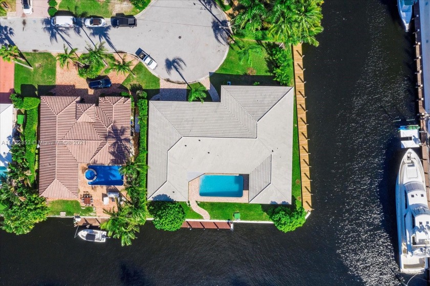 Welcome to Florida living at its best! This home is a boater's - Beach Home for sale in Fort Lauderdale, Florida on Beachhouse.com