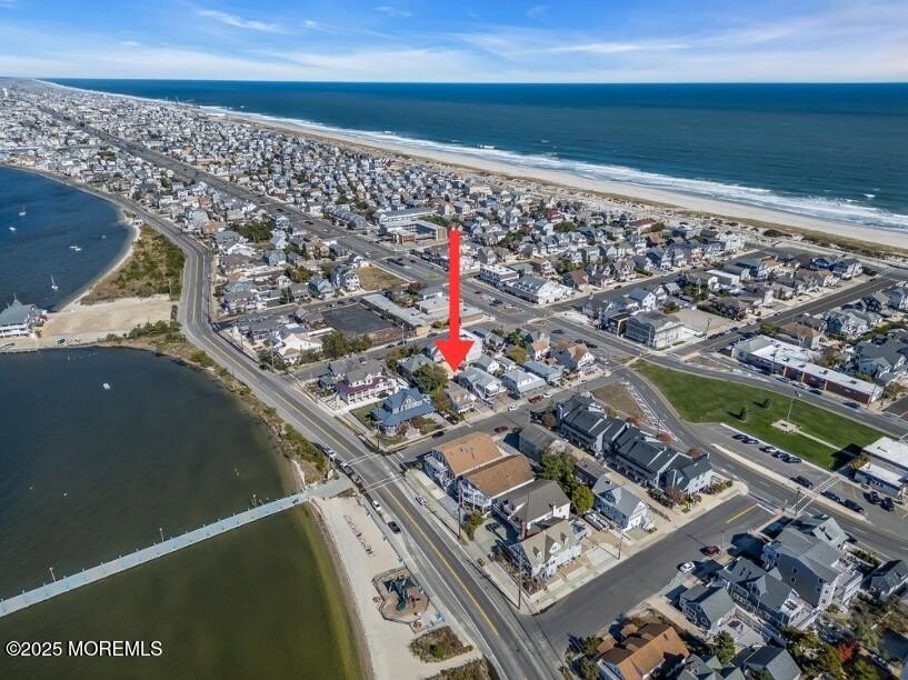 This charming Jersey Shore home is a perfect retreat for - Beach Home for sale in Seaside Park, New Jersey on Beachhouse.com
