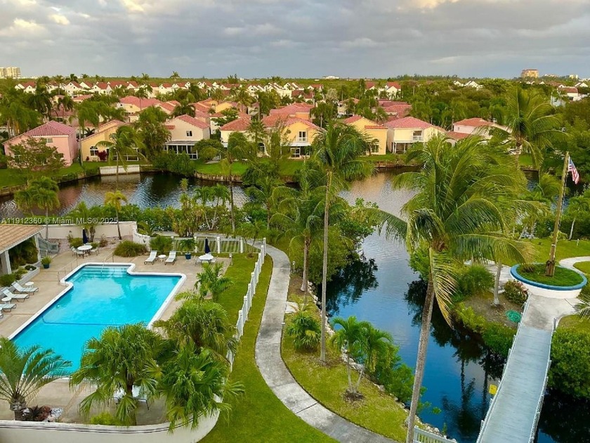 Exceptional value buy: 2 bedrooms, 2 full baths + DEN + large - Beach Condo for sale in Dania, Florida on Beachhouse.com