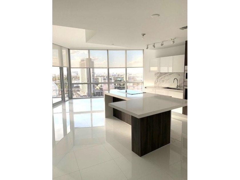 State of the art Building. 1 Bed, convertible DEN and two full - Beach Condo for sale in Miami, Florida on Beachhouse.com