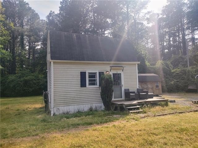 *Little Cottage at the Creek* - Truly a remarkable setting is - Beach Home for sale in Mathews, Virginia on Beachhouse.com