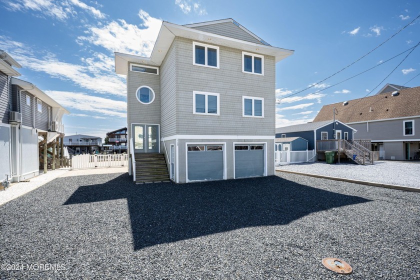 Ready to live on the water!! Beautiful lagoon front home, 50x100 - Beach Home for sale in Tuckerton, New Jersey on Beachhouse.com