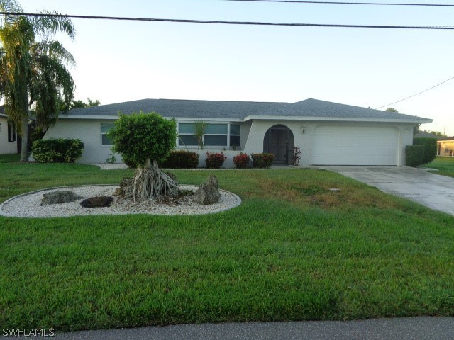 PRE FORCLOSURE - LIS PENDENS HAS BEEN FILED.  This house has - Beach Home for sale in Cape Coral, Florida on Beachhouse.com