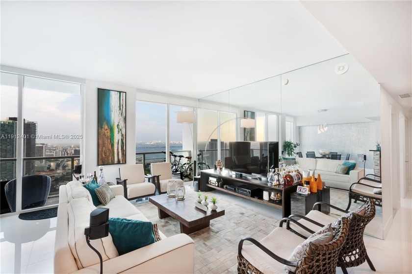 Stunning bay water views from this gorgeous unit facing north - Beach Condo for sale in Miami, Florida on Beachhouse.com