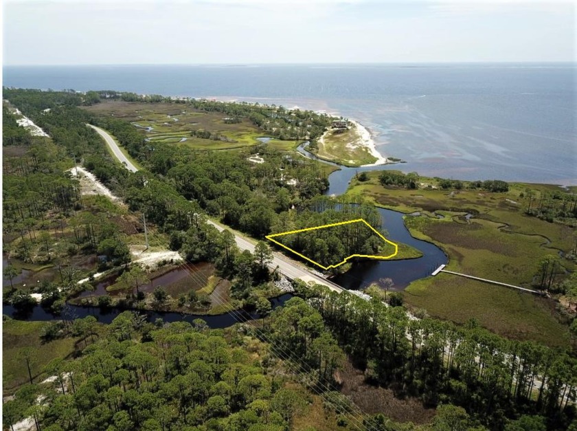 One and a half acre creekfront lot located between Eastpoint and - Beach Lot for sale in Carabelle, Florida on Beachhouse.com