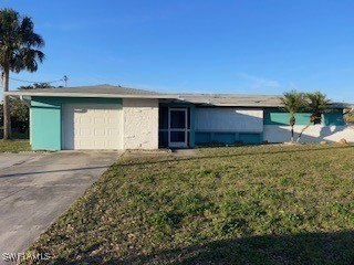 Back On Market! Take a look at this affordable Pool Home in - Beach Home for sale in Lehigh Acres, Florida on Beachhouse.com