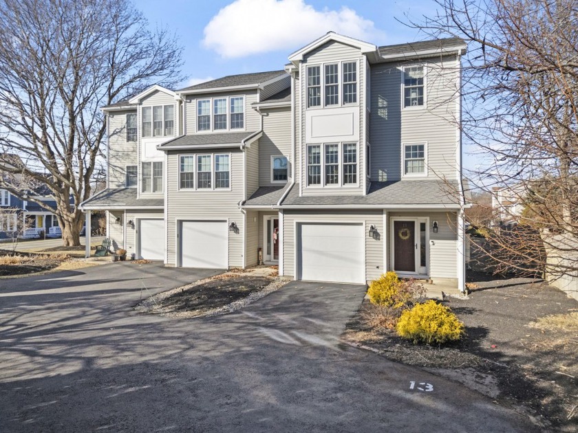 York Beach - Discover this upbeat & beautifully renovated 3 - Beach Condo for sale in York, Maine on Beachhouse.com