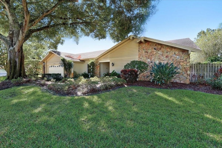 Clearwater Home Off Market 2693 BEAUMONT COURT FL #3302878