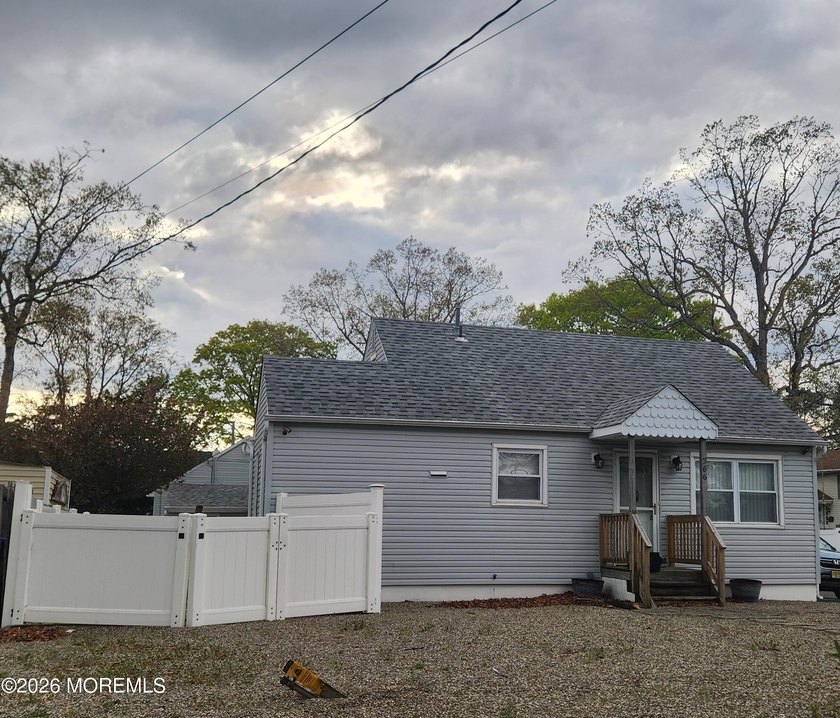 Two-bedroom, 1 full bath home on a corner lot, leading to a - Beach Home for sale in Brick, New Jersey on Beachhouse.com
