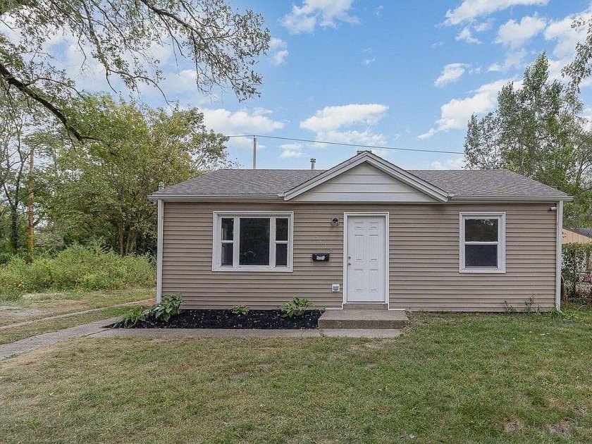 100% MOVE IN READY this home went through a total renovation - Beach Home for sale in Gary, Indiana on Beachhouse.com