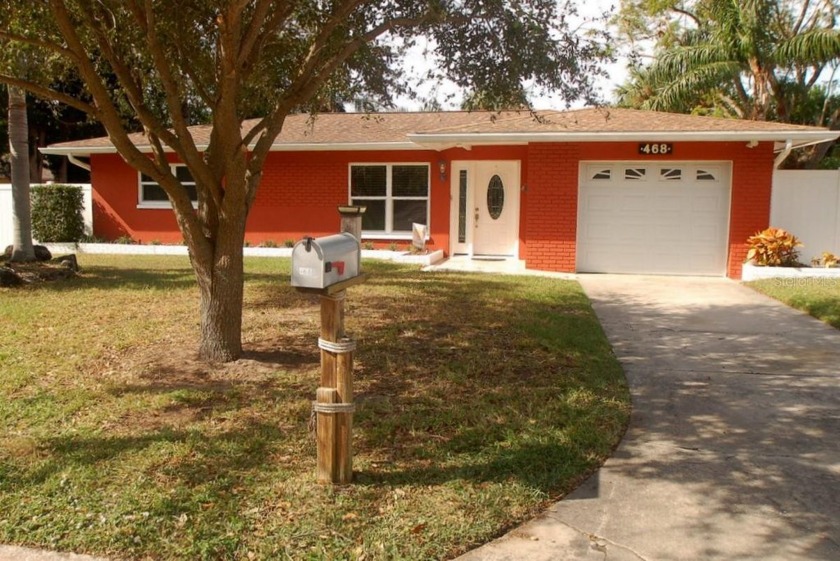 Looking for an updated, move-in ready Dunedin property? Look no - Beach Home for sale in Dunedin, Florida on Beachhouse.com