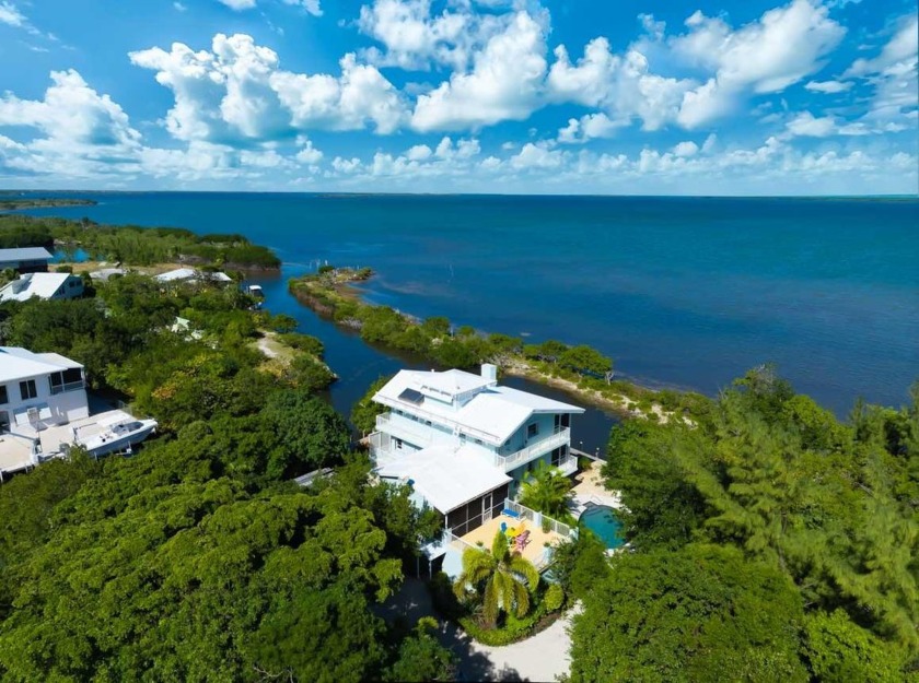 Nestled on No Name Key, a small coastal island of just 43 homes - Beach Home for sale in Big Pine Key, Florida on Beachhouse.com