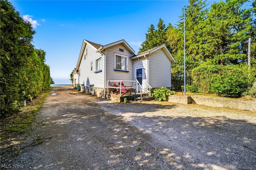 Welcome to this Lake Erie Front Home in Conneaut, OH featuring - Beach Home for sale in Conneaut, Ohio on Beachhouse.com