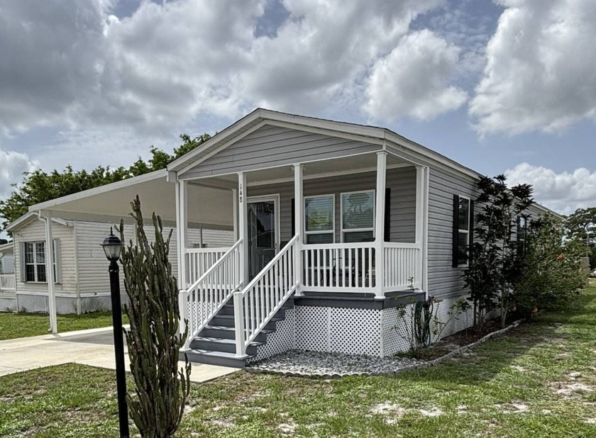 THIS MANUFACTURED HOME IS ELIGIBLE FOR FINANCING! Newly - Beach Home for sale in Sebastian, Florida on Beachhouse.com