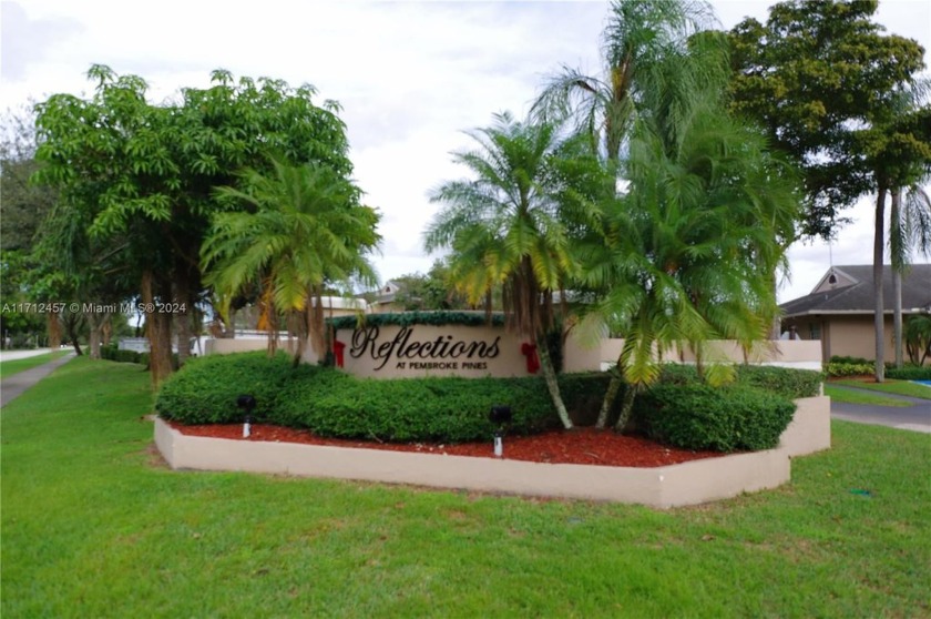 Beautifully remodeled 2 bedroom 2 bathroom condo in central - Beach Condo for sale in Pembroke Pines, Florida on Beachhouse.com