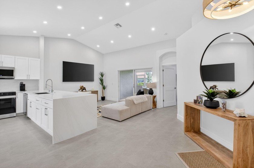 Exquisitely remodeled 3-bedroom, 2-bath corner villa in the - Beach Home for sale in Delray Beach, Florida on Beachhouse.com