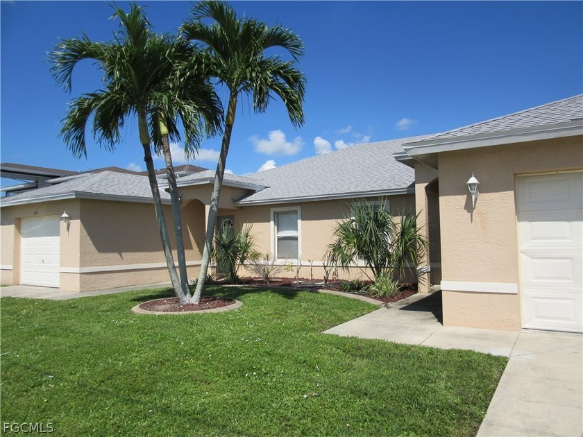 This duplex is conveniently located to the Pine Island corridor - Beach Home for sale in Cape Coral, Florida on Beachhouse.com
